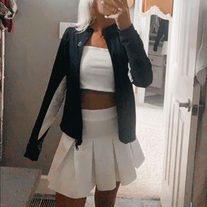 Cropped Nike sweatshirt